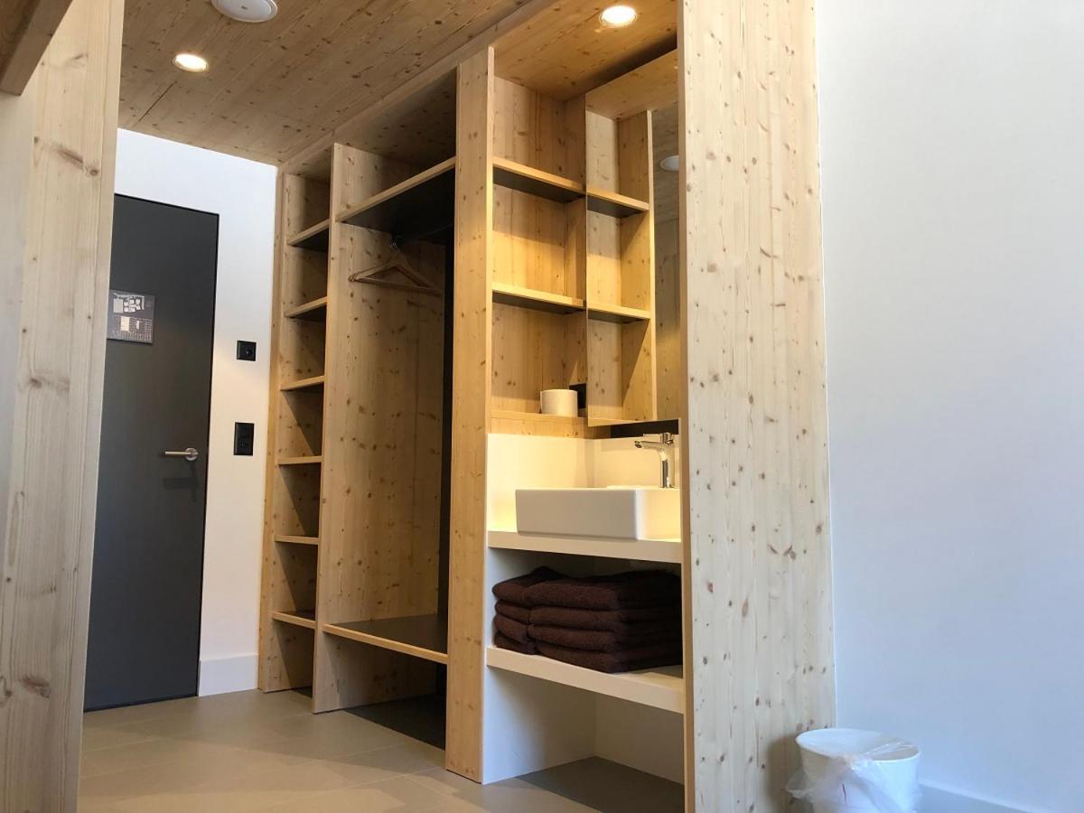 Catrina Hostel Disentis Ngoại thất bức ảnh