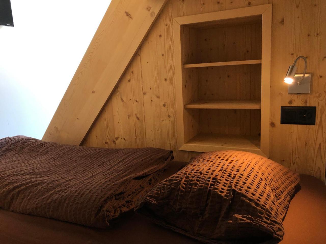Catrina Hostel Disentis Ngoại thất bức ảnh