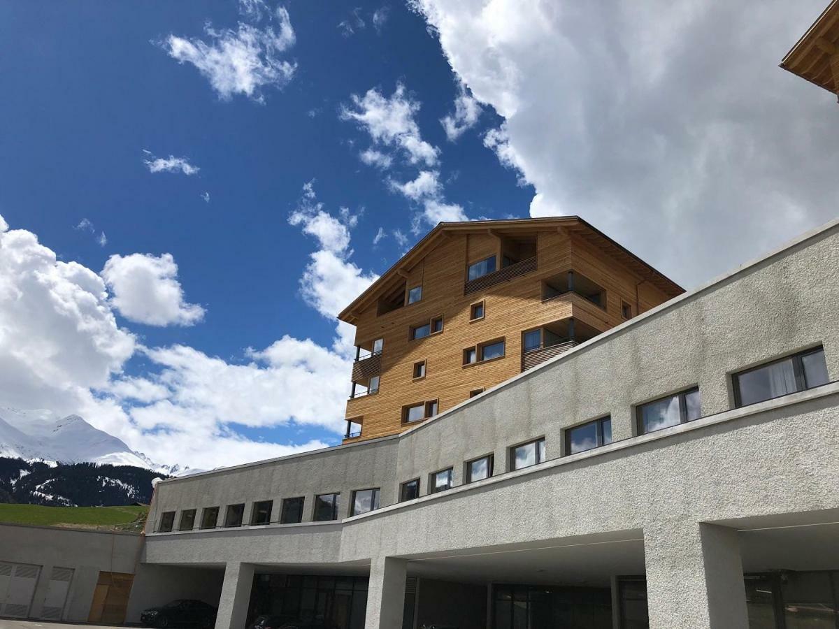 Catrina Hostel Disentis Ngoại thất bức ảnh